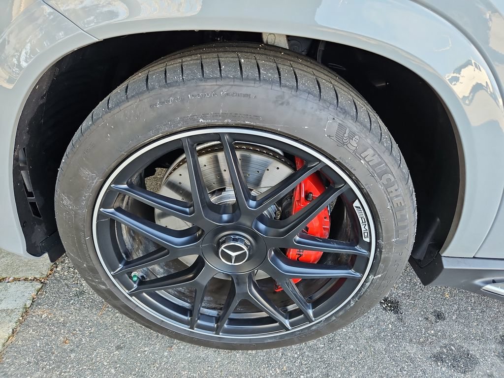 Used 2025 Mercedes-Benz GLE 63 AMG S image 40
