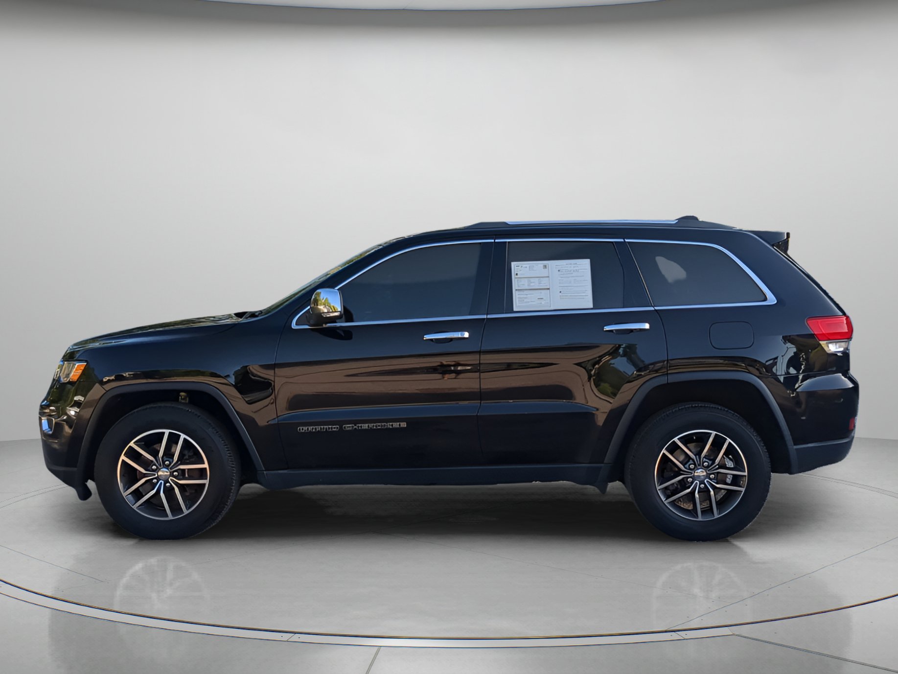 Used 2018 Jeep Grand Cherokee Limited AWD/4WD image 43