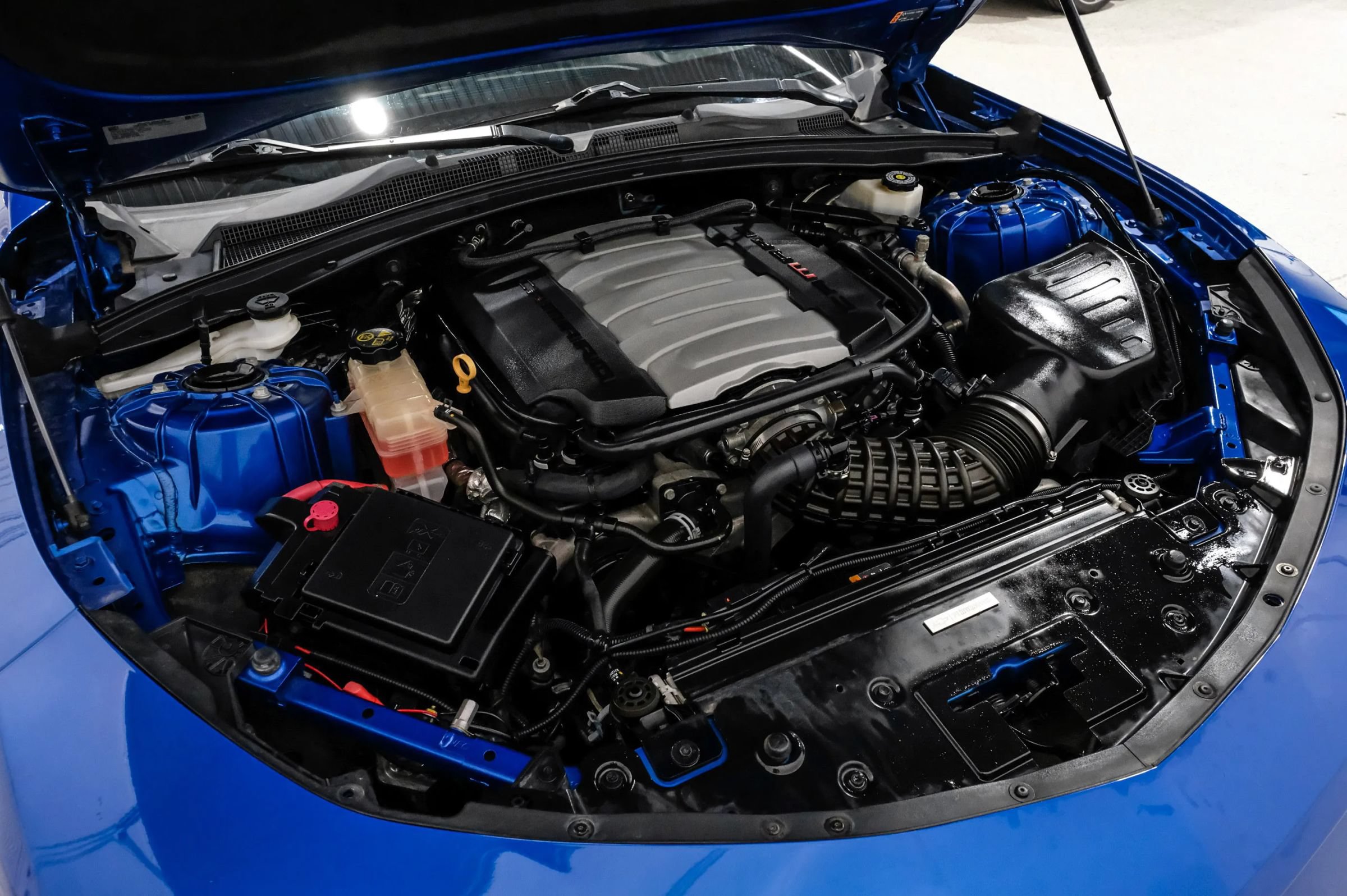 Used 2017 Chevrolet Camaro SS RWD image 50