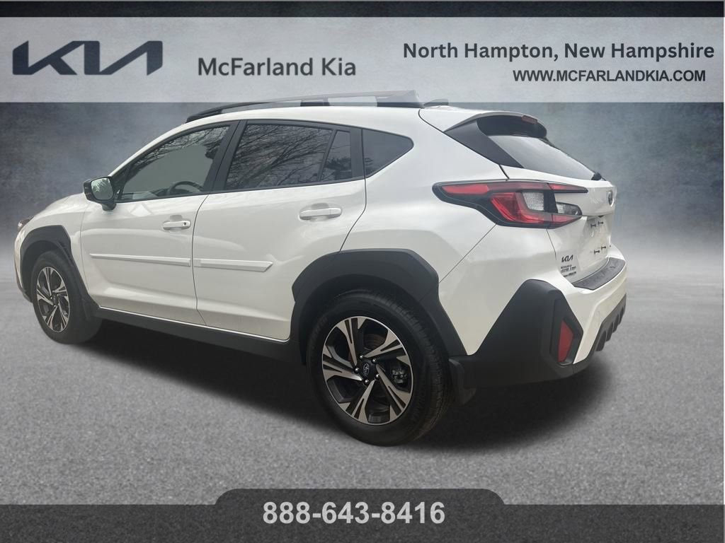 Used 2024 Subaru Crosstrek 2.0i Premium image 4