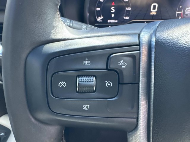 Used 2024 GMC Yukon XL SLT image 30