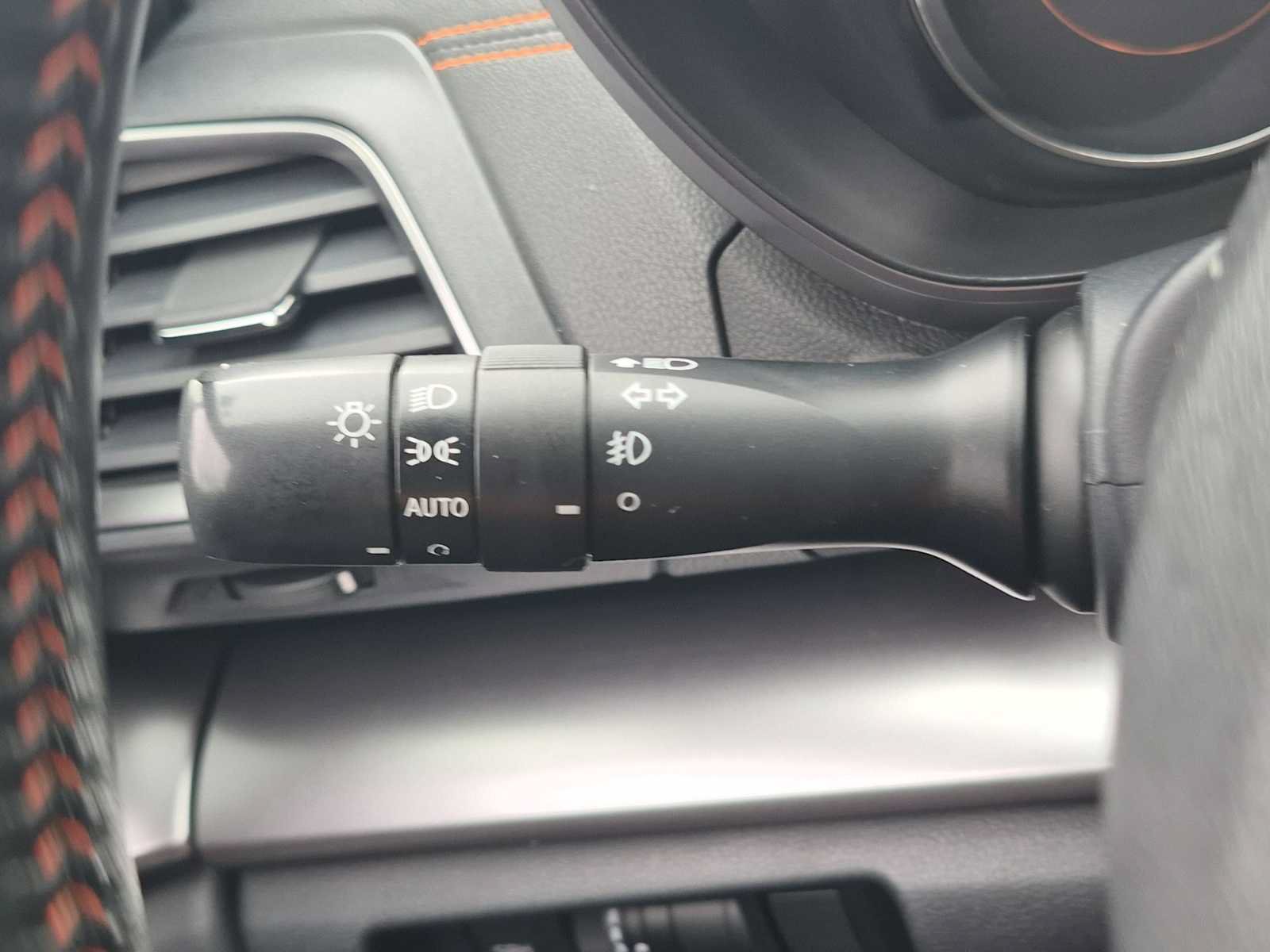 Used 2019 Subaru Crosstrek 2.0i Limited w/ Moonroof Package w/Navigation AWD/4WD image 27