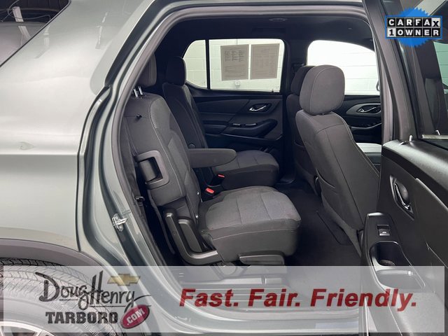Used 2022 Chevrolet Traverse LT image 41