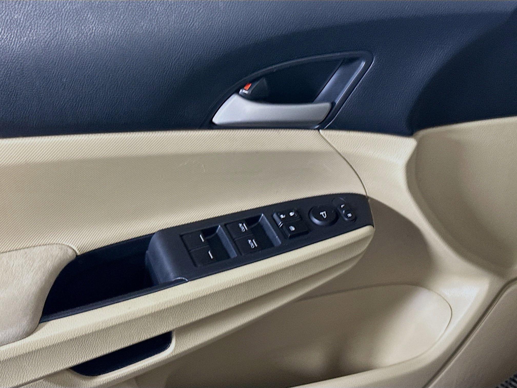 Used 2011 Honda Accord SE image 15
