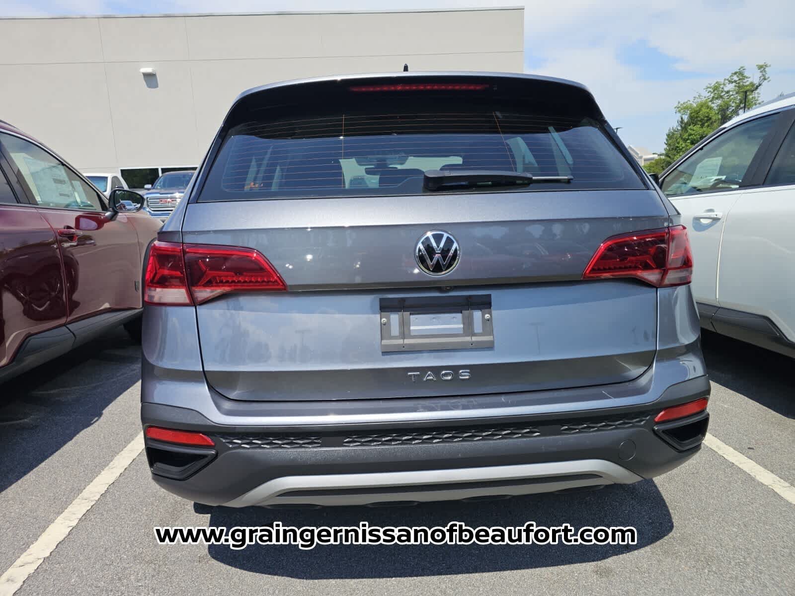 Used 2024 Volkswagen Taos S FWD image 8