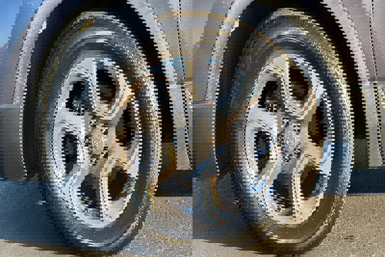 Used 2017 Honda CR-V EX image 28