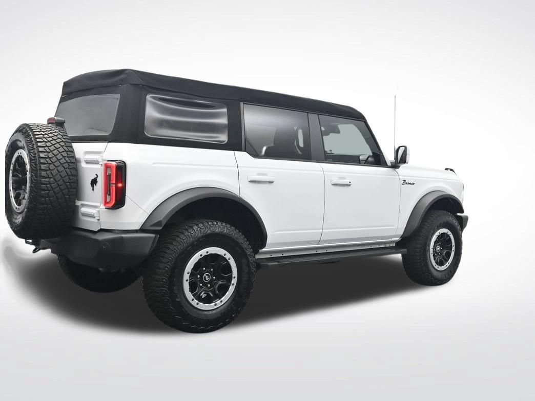 Used 2024 Ford Bronco Outer Banks w/ Sasquatch Package AWD/4WD image 6