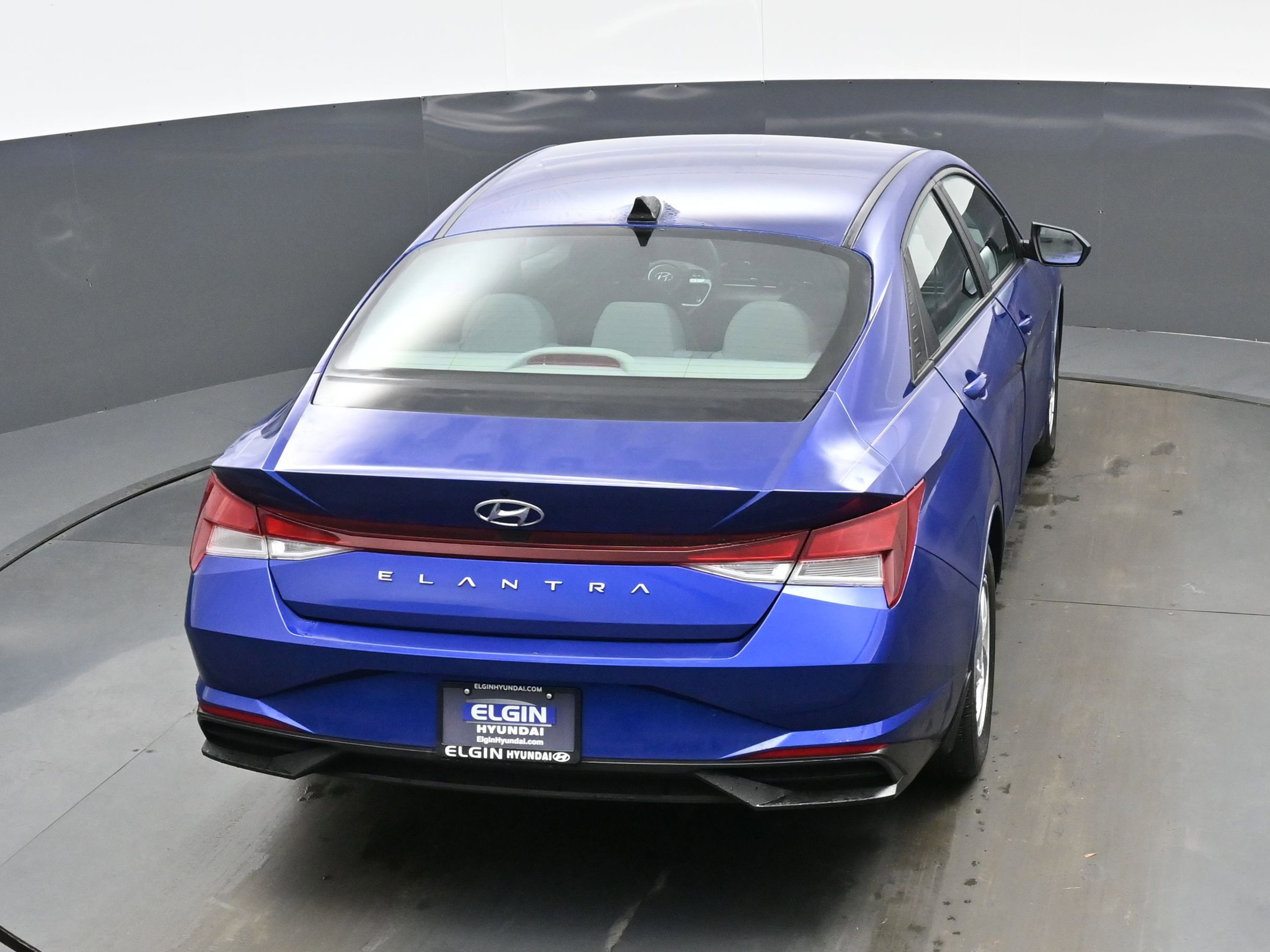 Used 2023 Hyundai Elantra SE image 35