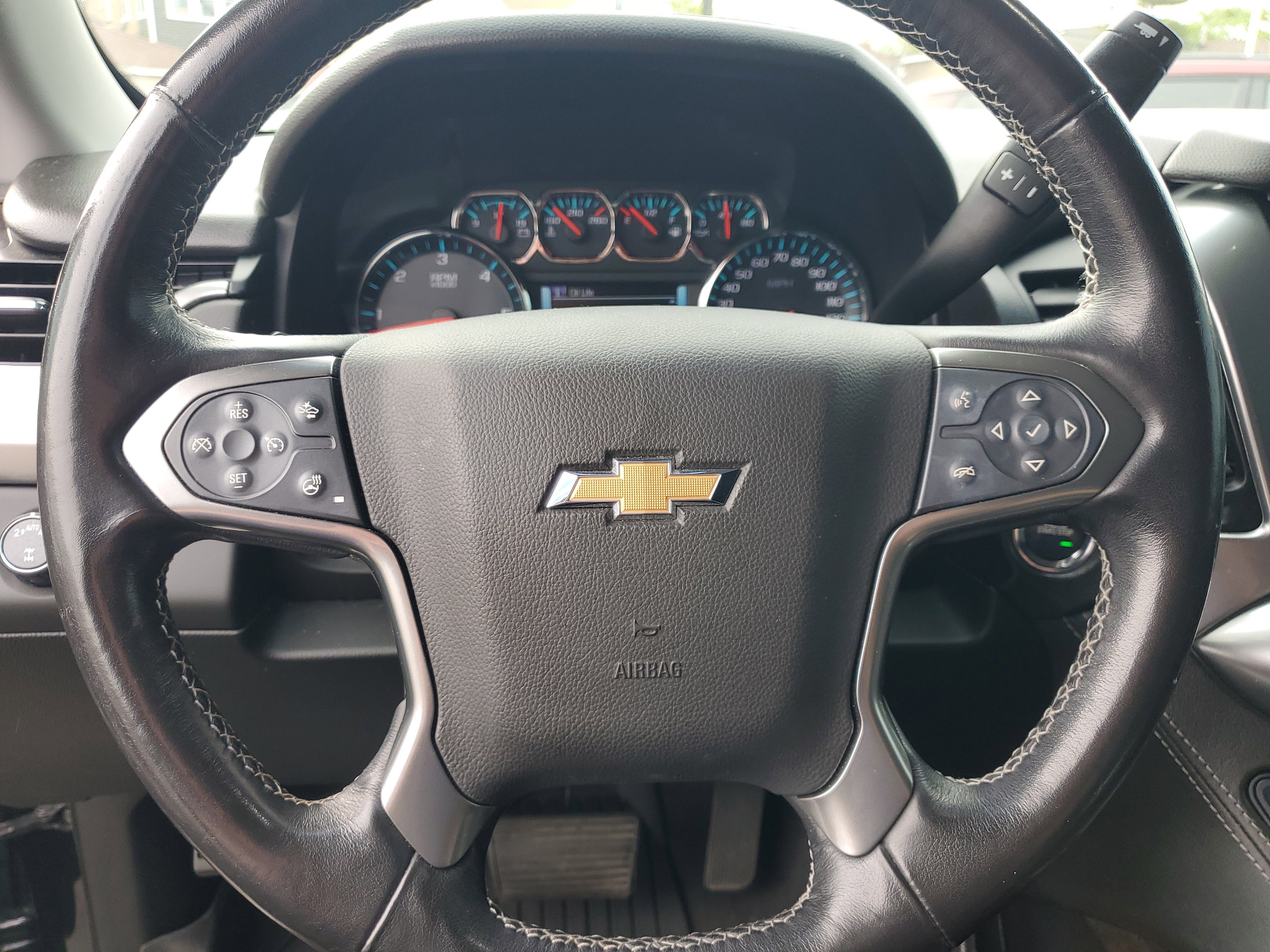 Used 2019 Chevrolet Tahoe LT w/ RST Edition AWD/4WD image 28
