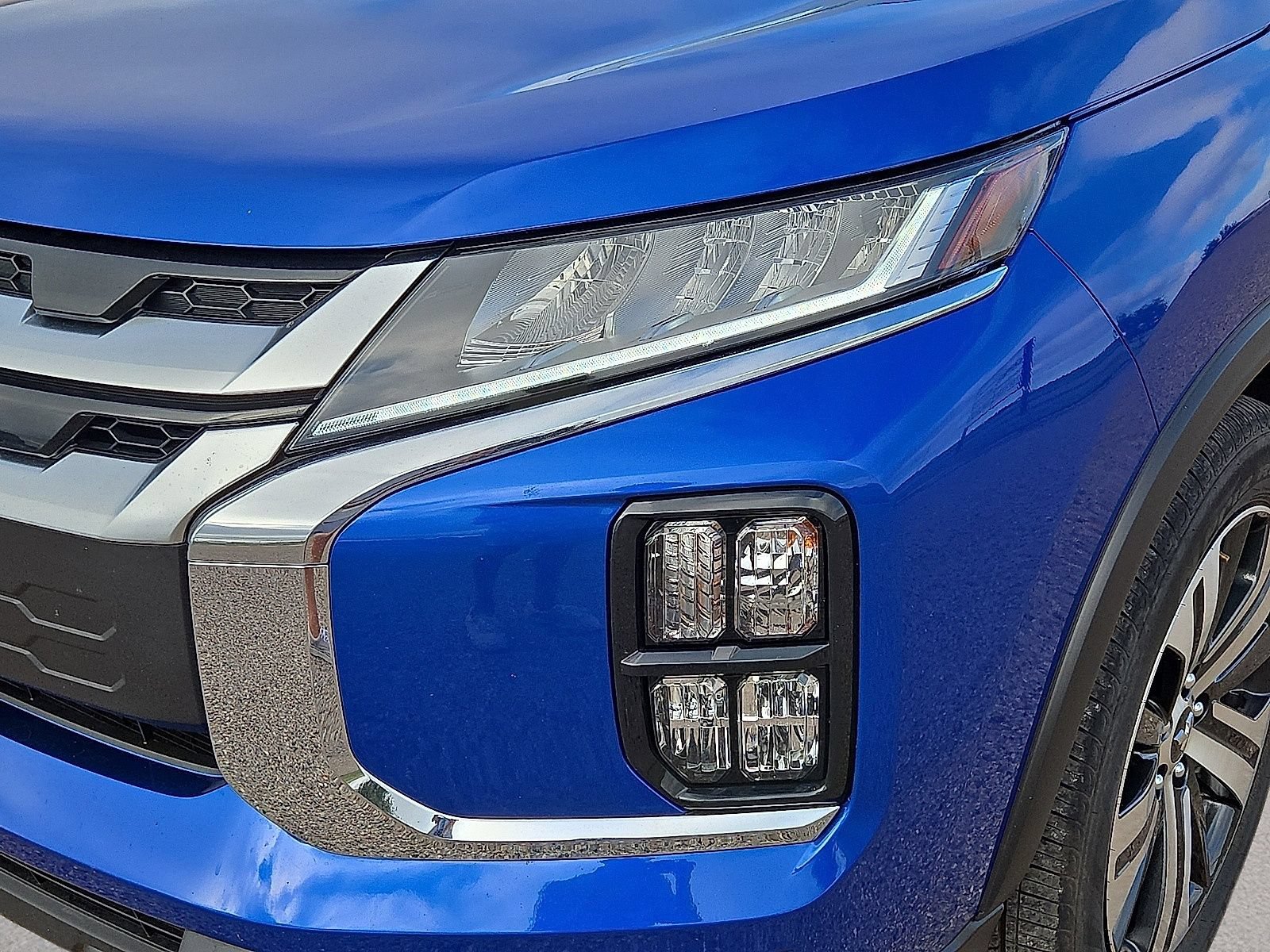Used 2026 Mitsubishi Outlander Sport ES AWD/4WD image 9