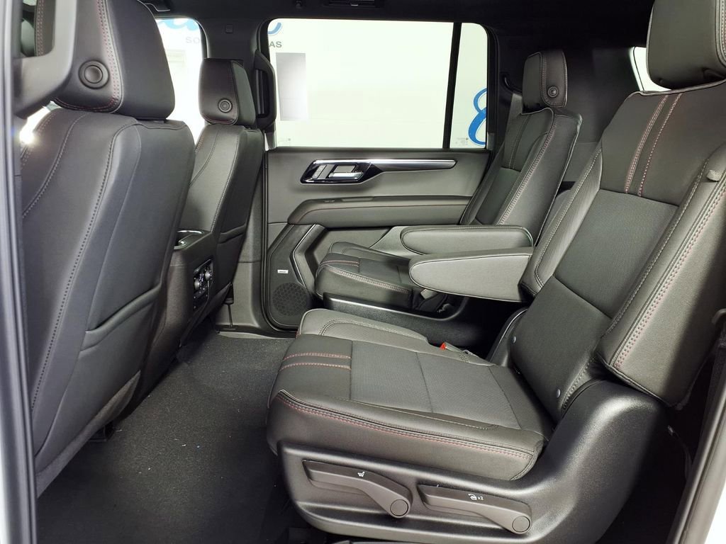 New 2026 Chevrolet Suburban RST w/ Comfort Package AWD/4WD image 8