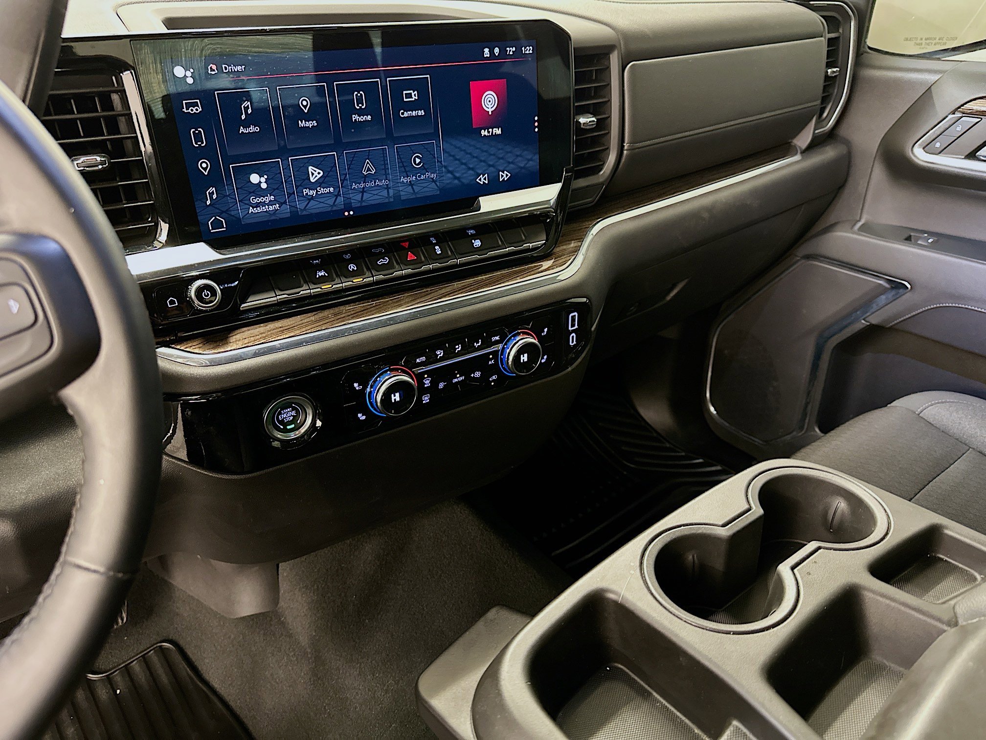 Used 2024 GMC Sierra 1500 Elevation image 26