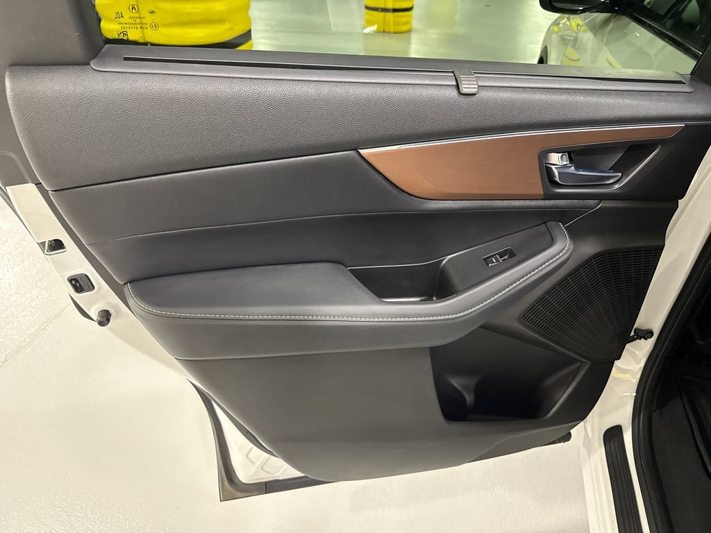 Used 2022 Acura MDX SH-AWD w/ Technology Package image 21