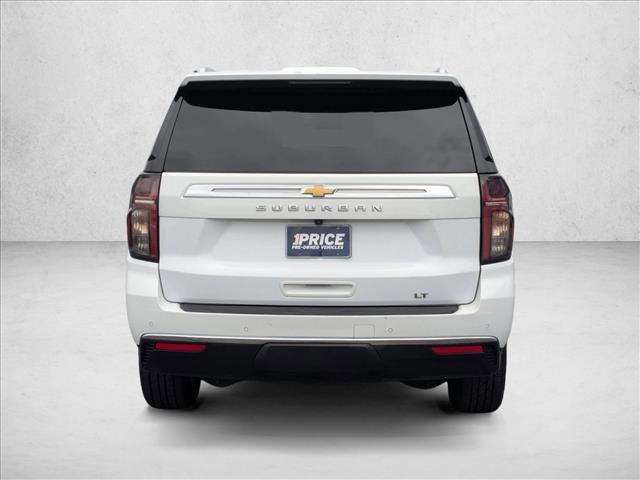 Used 2023 Chevrolet Suburban LT image 7