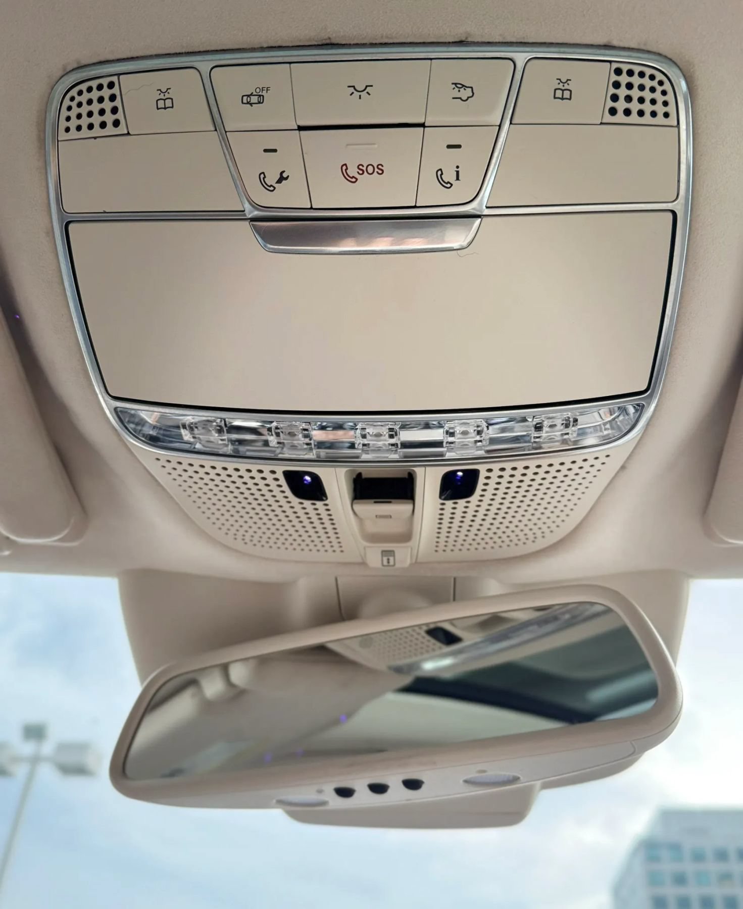Used 2015 Mercedes-Benz S 63 AMG 4MATIC Sedan image 21