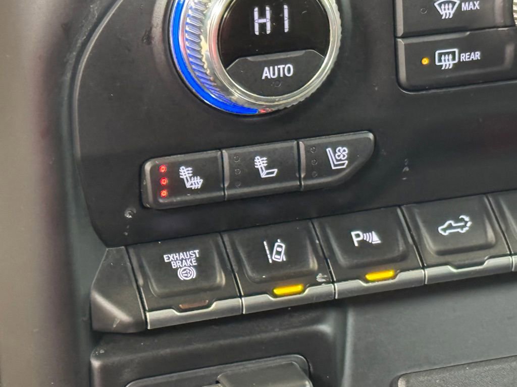 Used 2021 GMC Sierra 3500 Denali w/ Denali Ultimate Package image 39