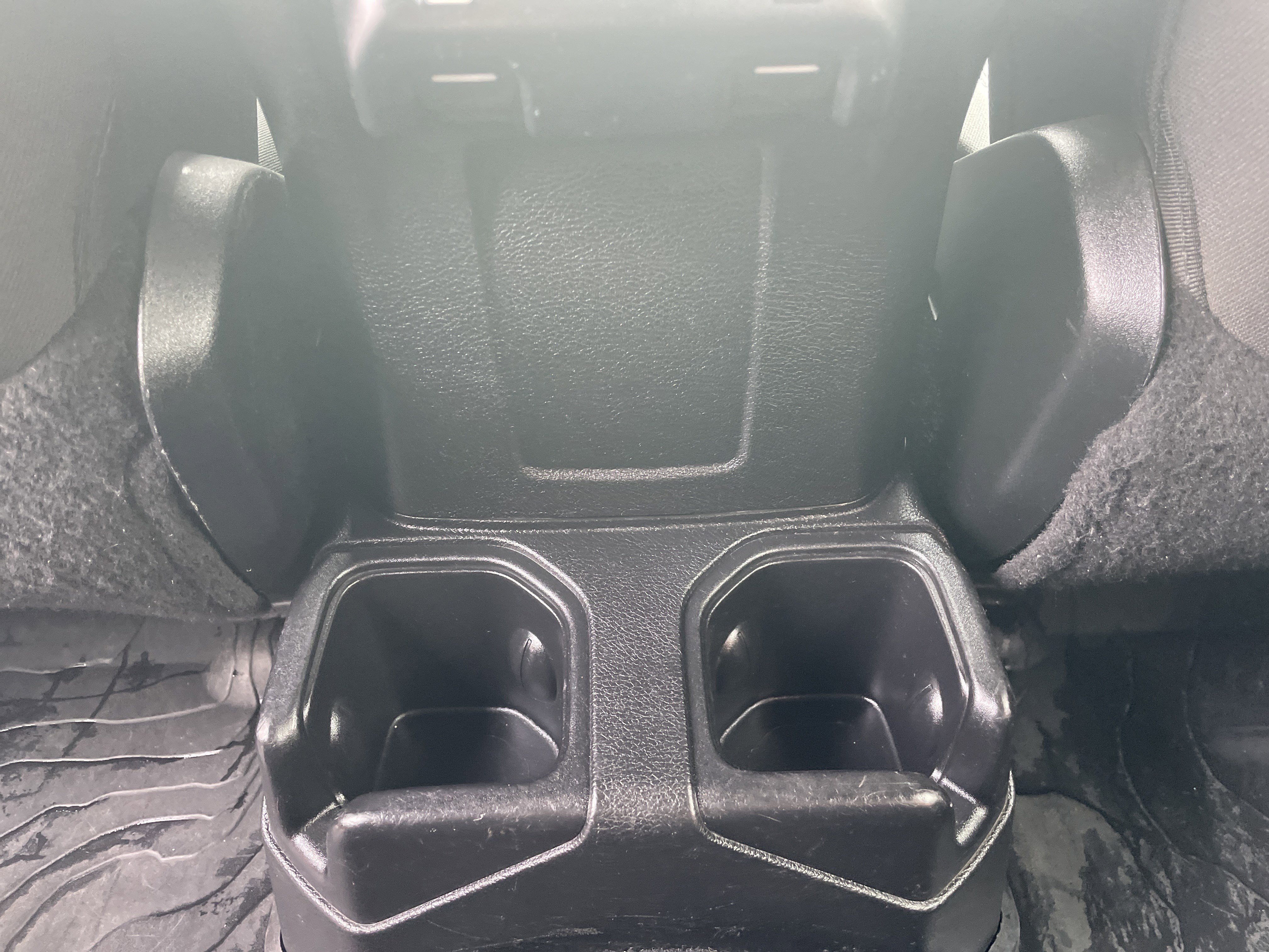 Used 2018 Jeep Wrangler Unlimited Sport S image 31