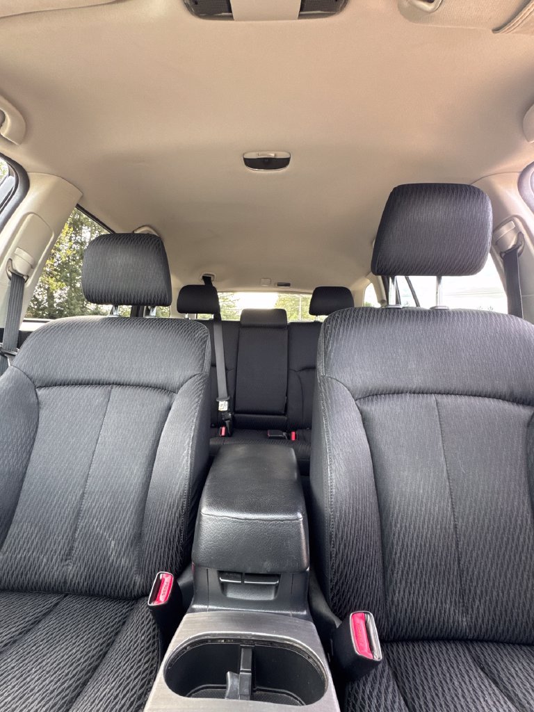Used 2011 Subaru Outback 2.5i Premium AWD/4WD image 21
