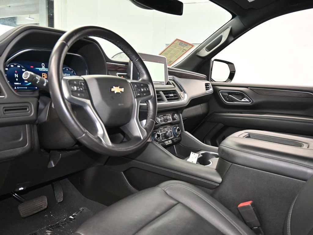 Used 2023 Chevrolet Suburban LT image 12
