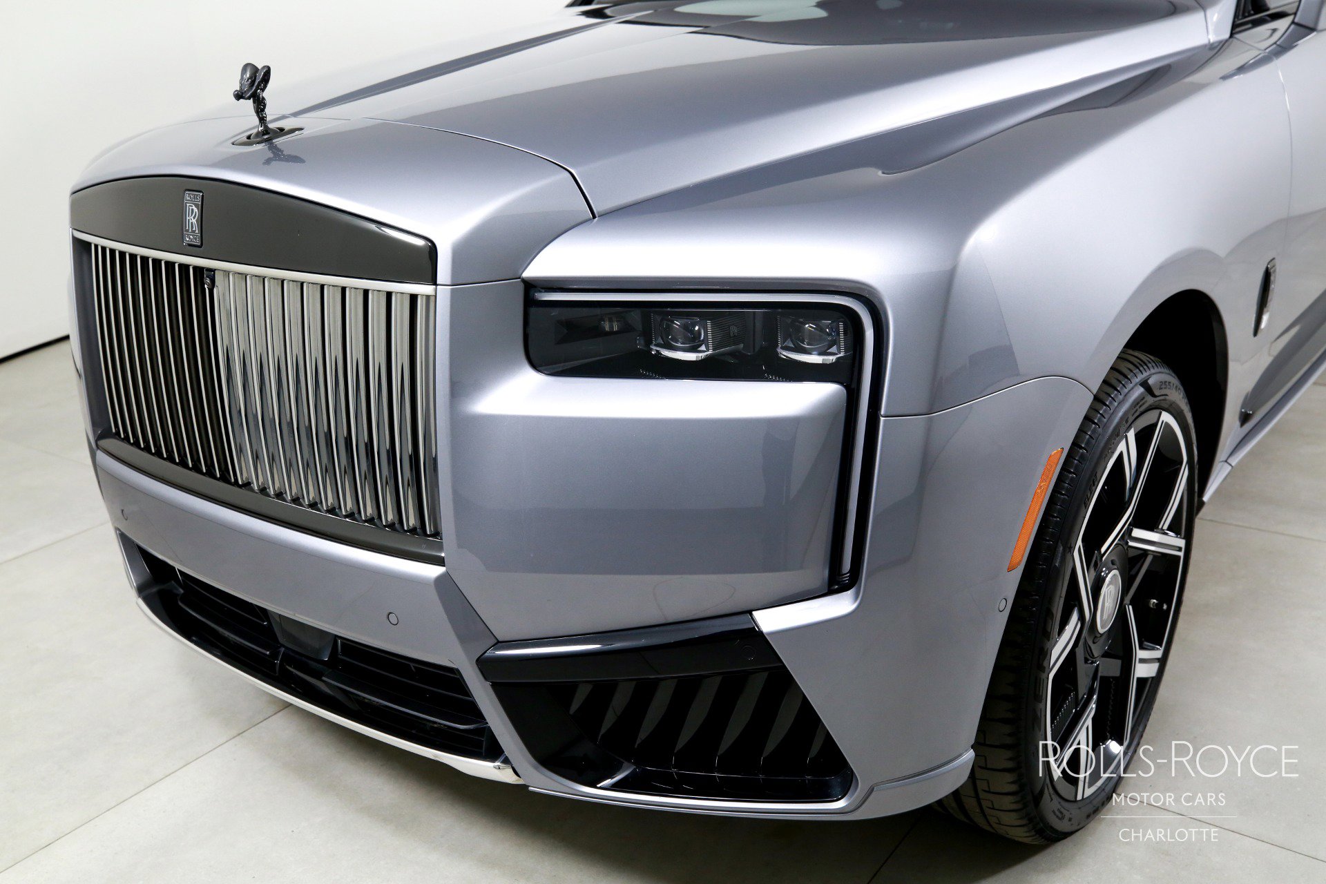 Used 2026 Rolls-Royce Cullinan Black Badge image 42