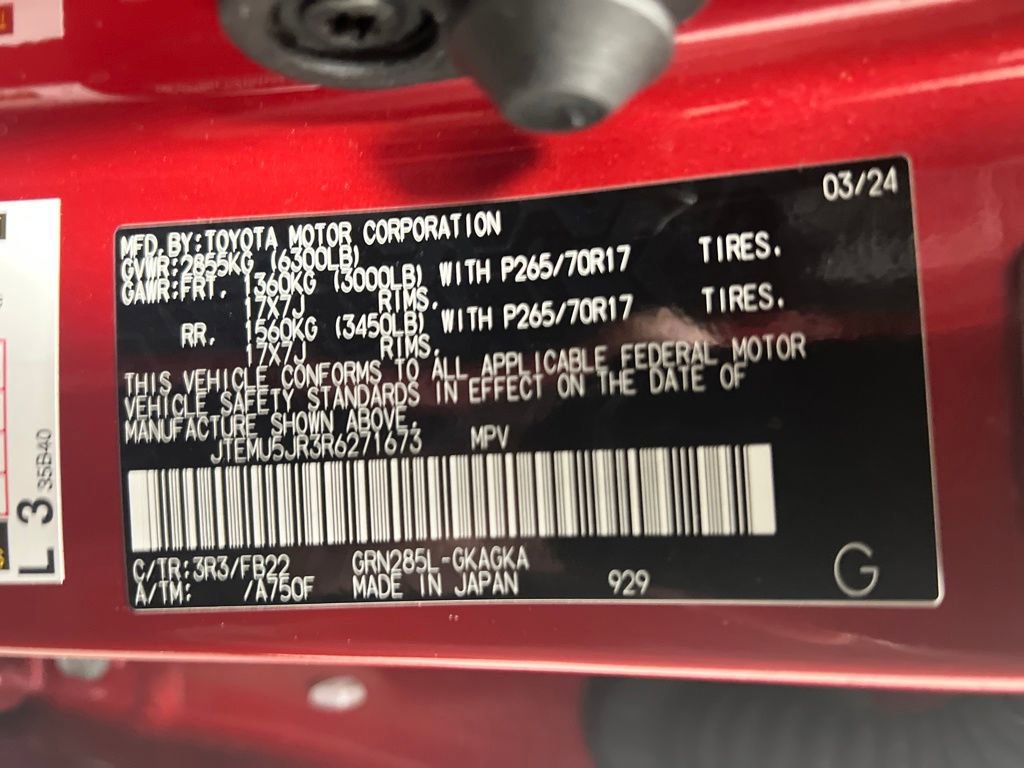 Used 2024 Toyota 4Runner SR5 image 33