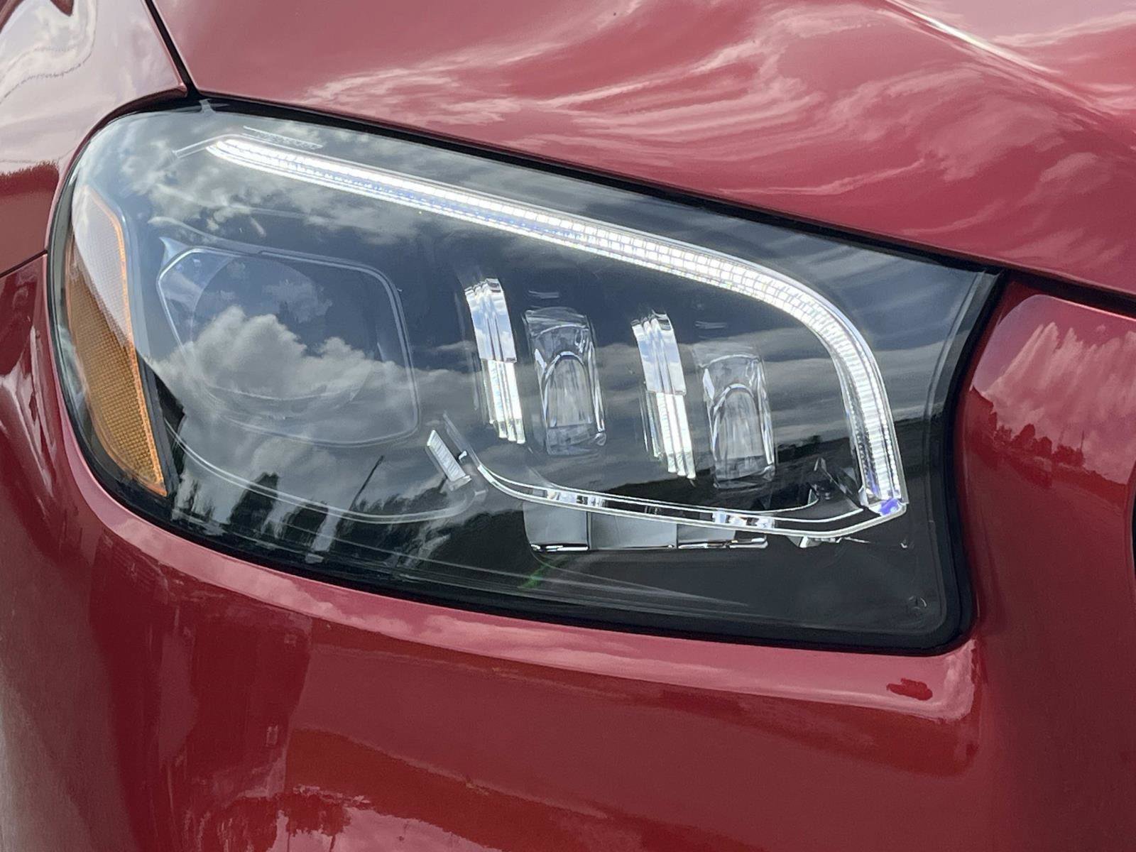 Certified 2025 Mercedes-Benz GLS 450 4MATIC image 9