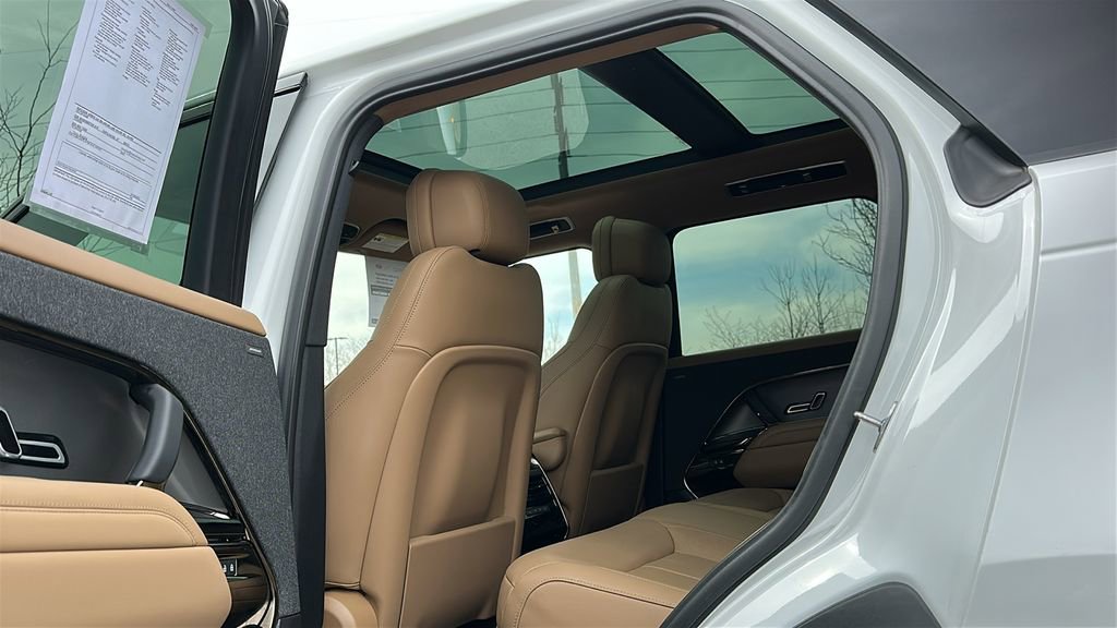 Certified 2023 Land Rover Range Rover Sport SE image 20