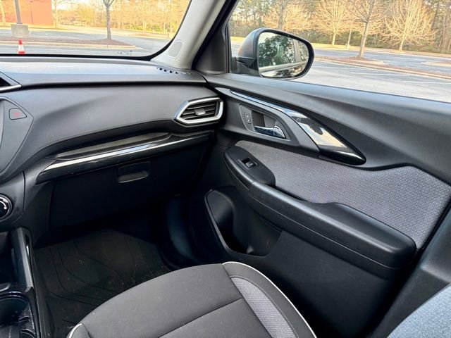Used 2023 Chevrolet TrailBlazer LS image 26