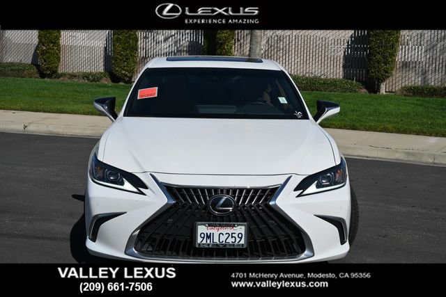 Used 2024 Lexus ES 350 w/ Premium Package image 2