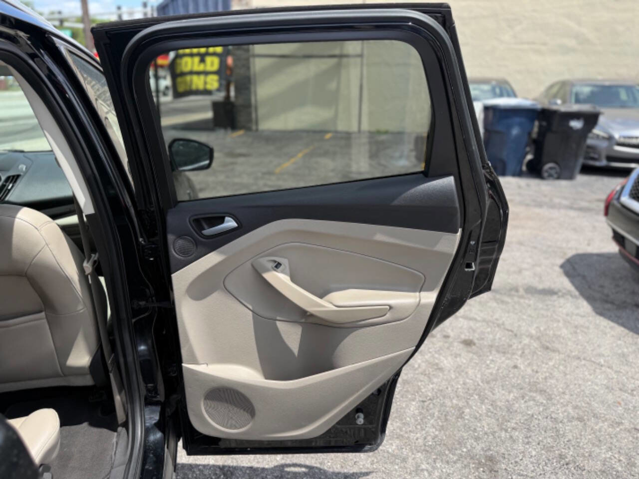 Used 2017 Ford Escape Titanium FWD image 20