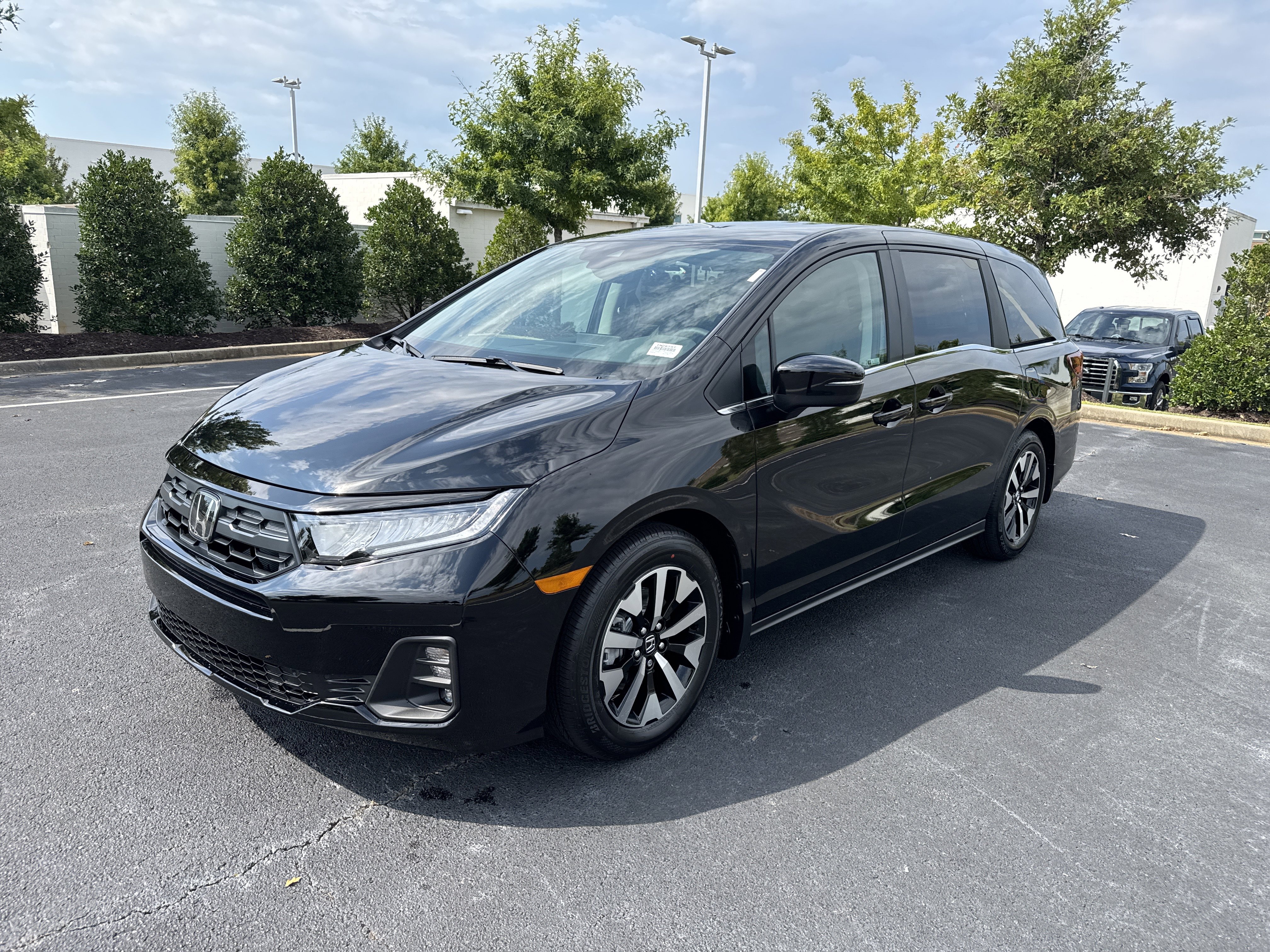 New 2026 Honda Odyssey EX-L image 5