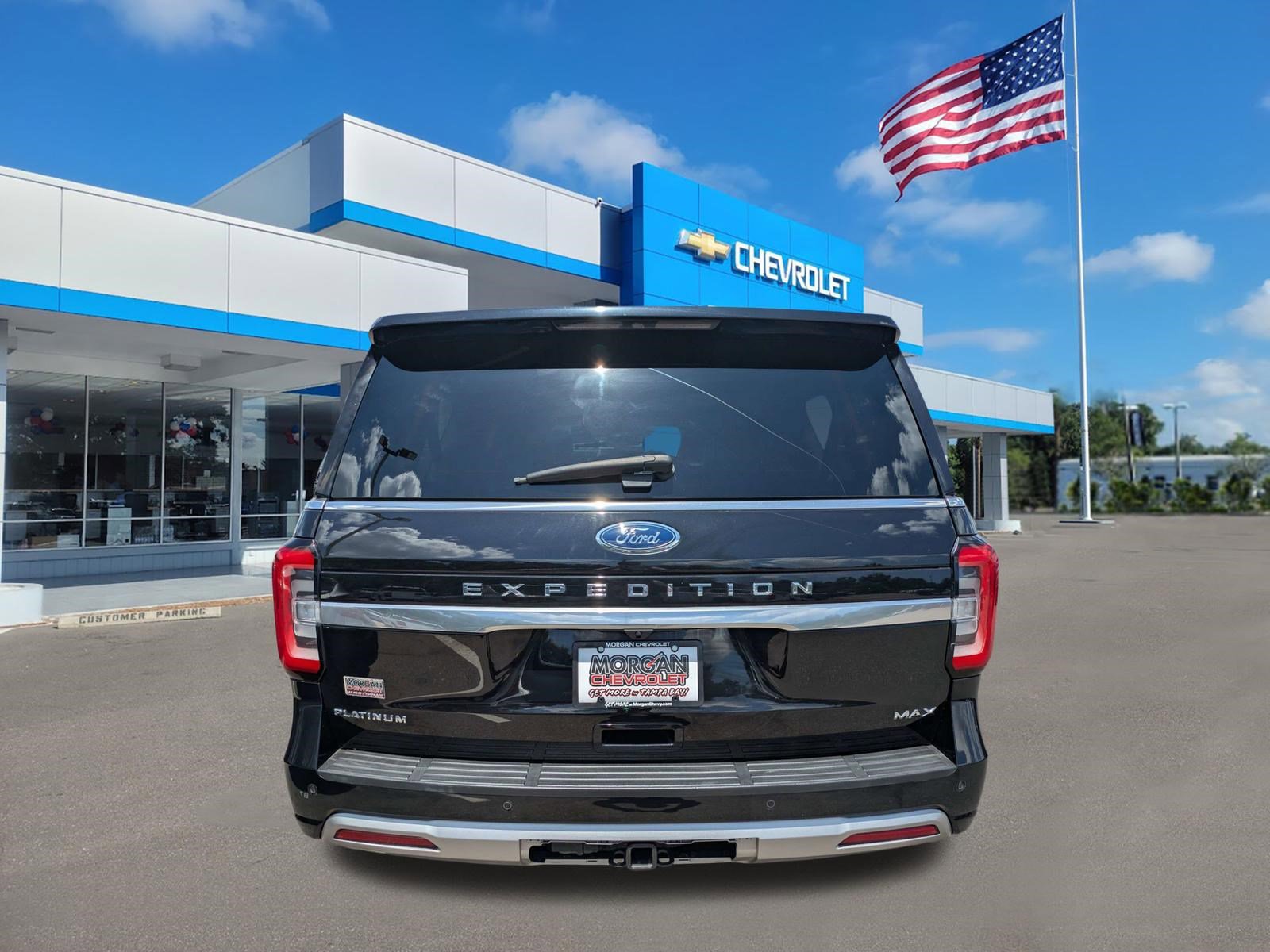 Used 2023 Ford Expedition Max Platinum AWD/4WD image 4