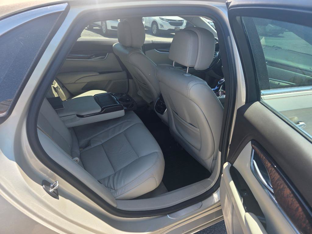 Used 2014 Cadillac XTS Luxury w/ Driver Awareness Package AWD/4WD image 11