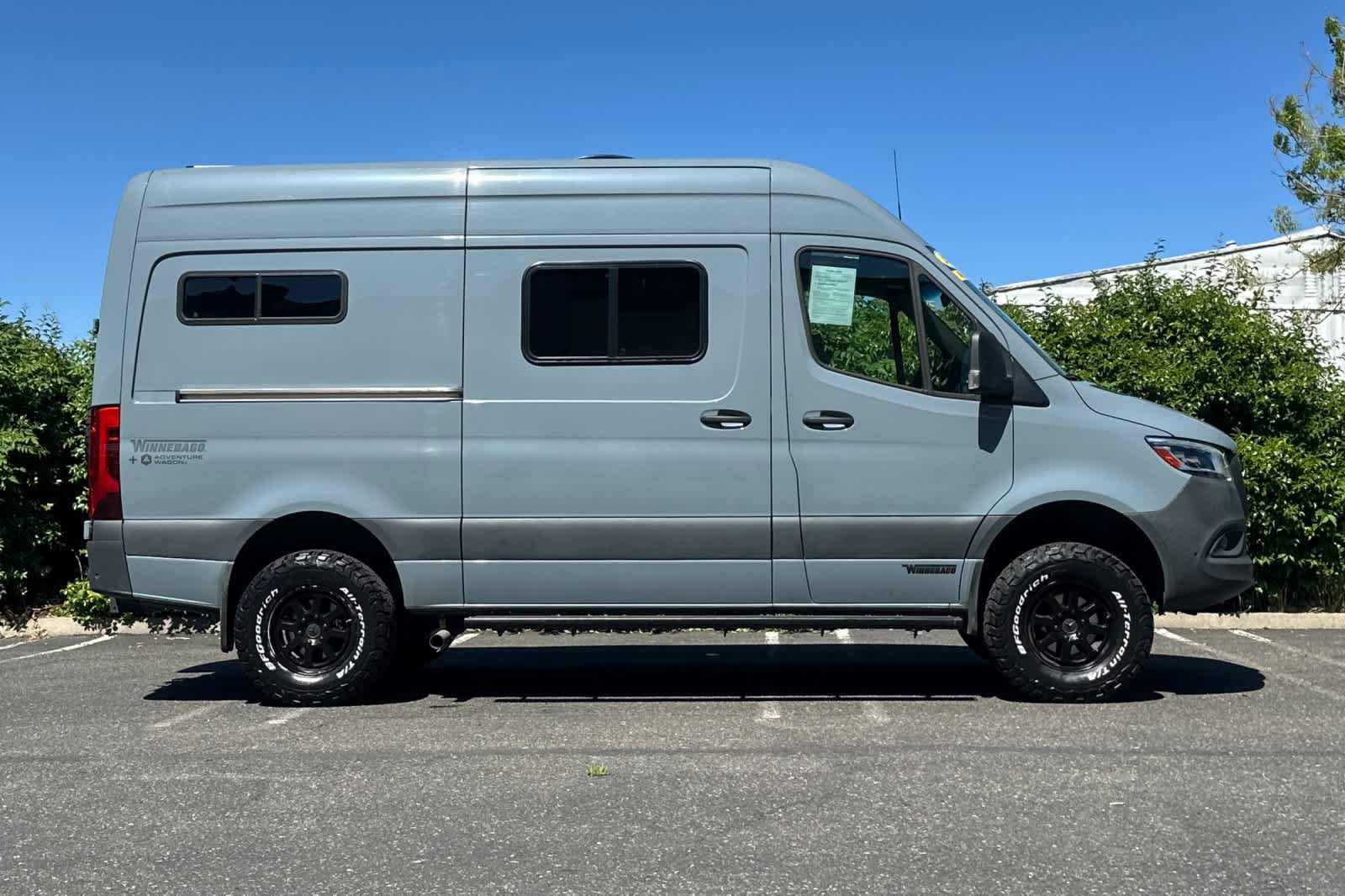 Used 2022 Mercedes-Benz Sprinter 2500 image 2