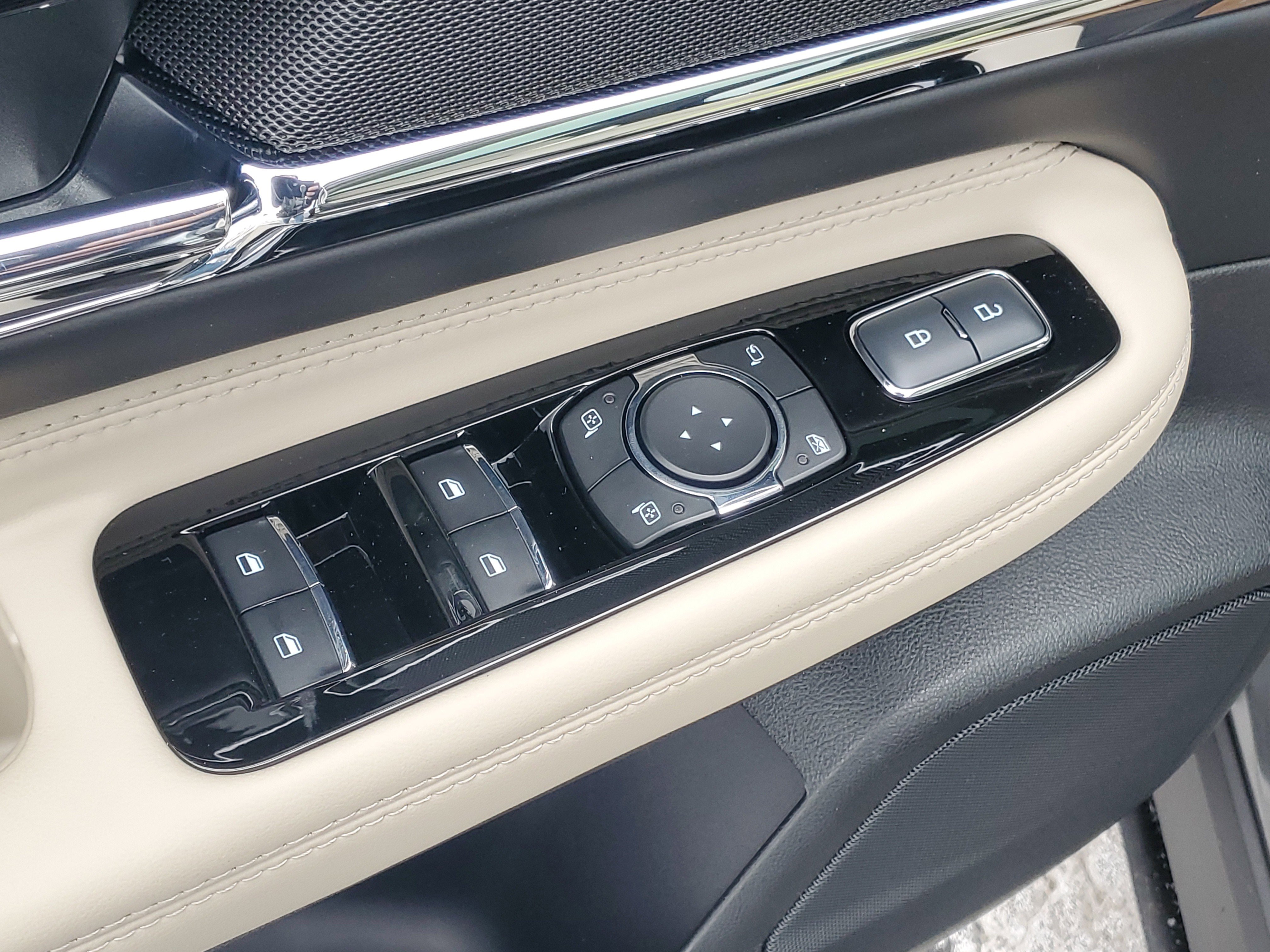 New 2026 Lincoln Corsair Grand Touring image 10