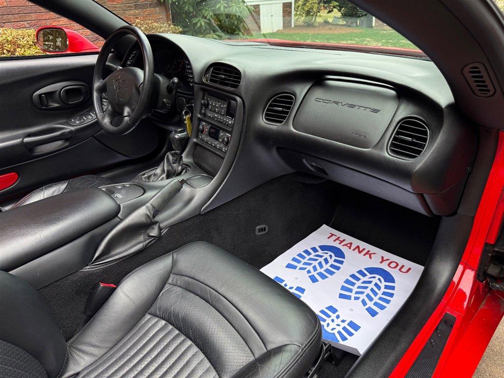 Used 2004 Chevrolet Corvette Coupe w/ Roof Package image 56