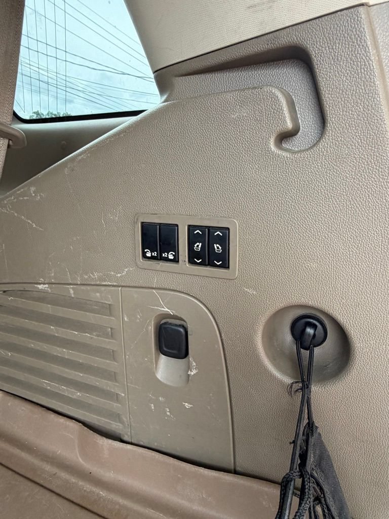 Used 2016 Chevrolet Tahoe LT RWD image 19