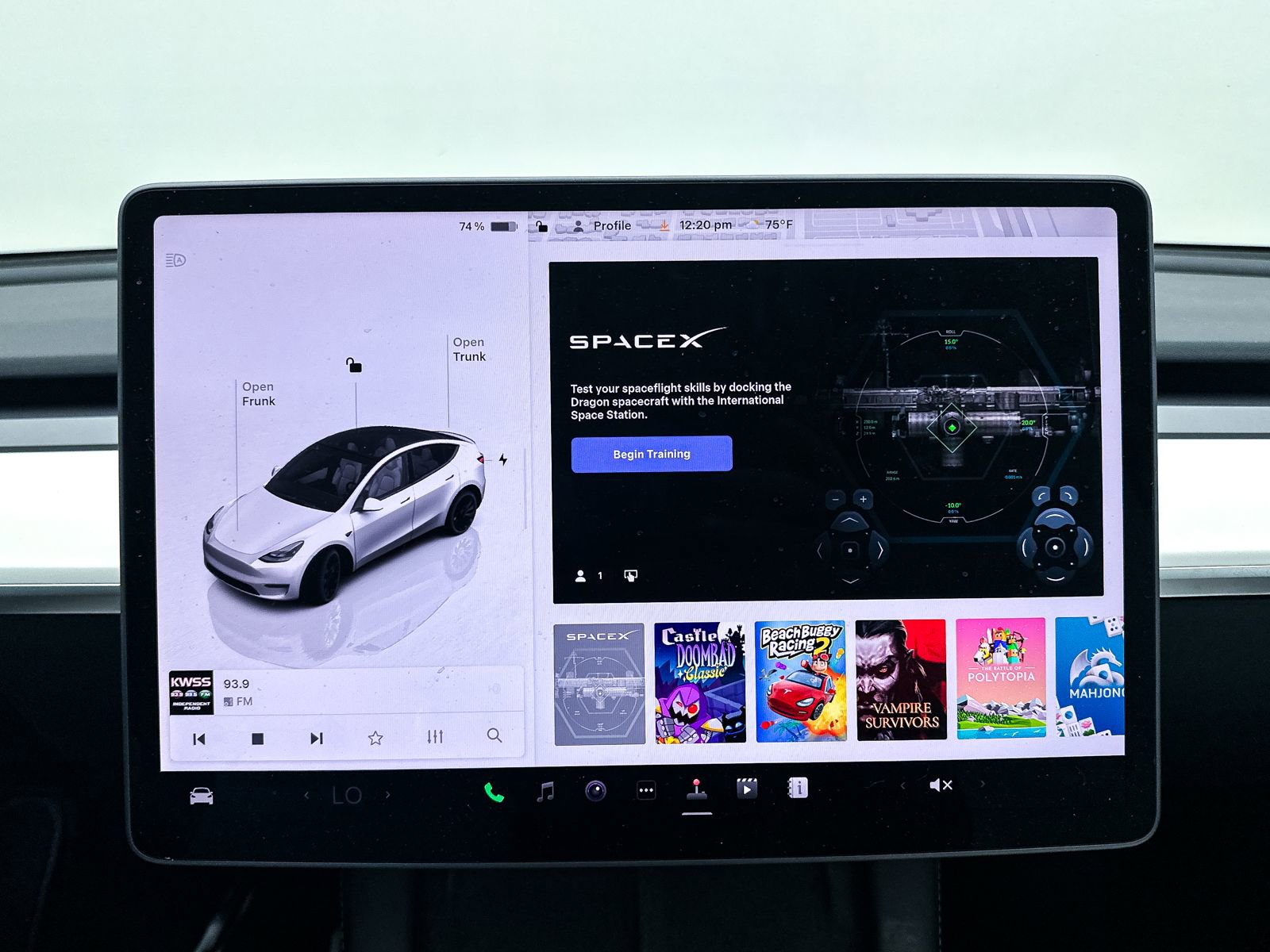 Used 2022 Tesla Model Y Performance AWD/4WD image 24