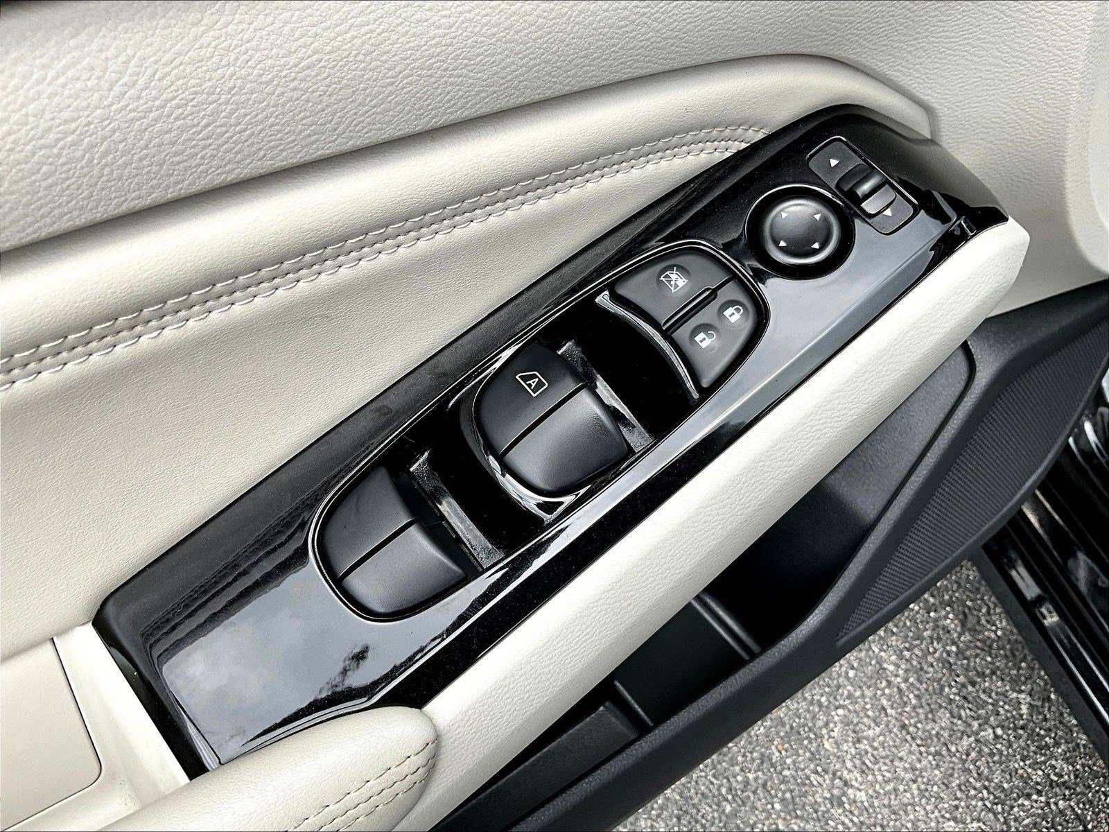 Used 2023 Nissan Altima 2.5 SV w/ SV Premium Package FWD image 36