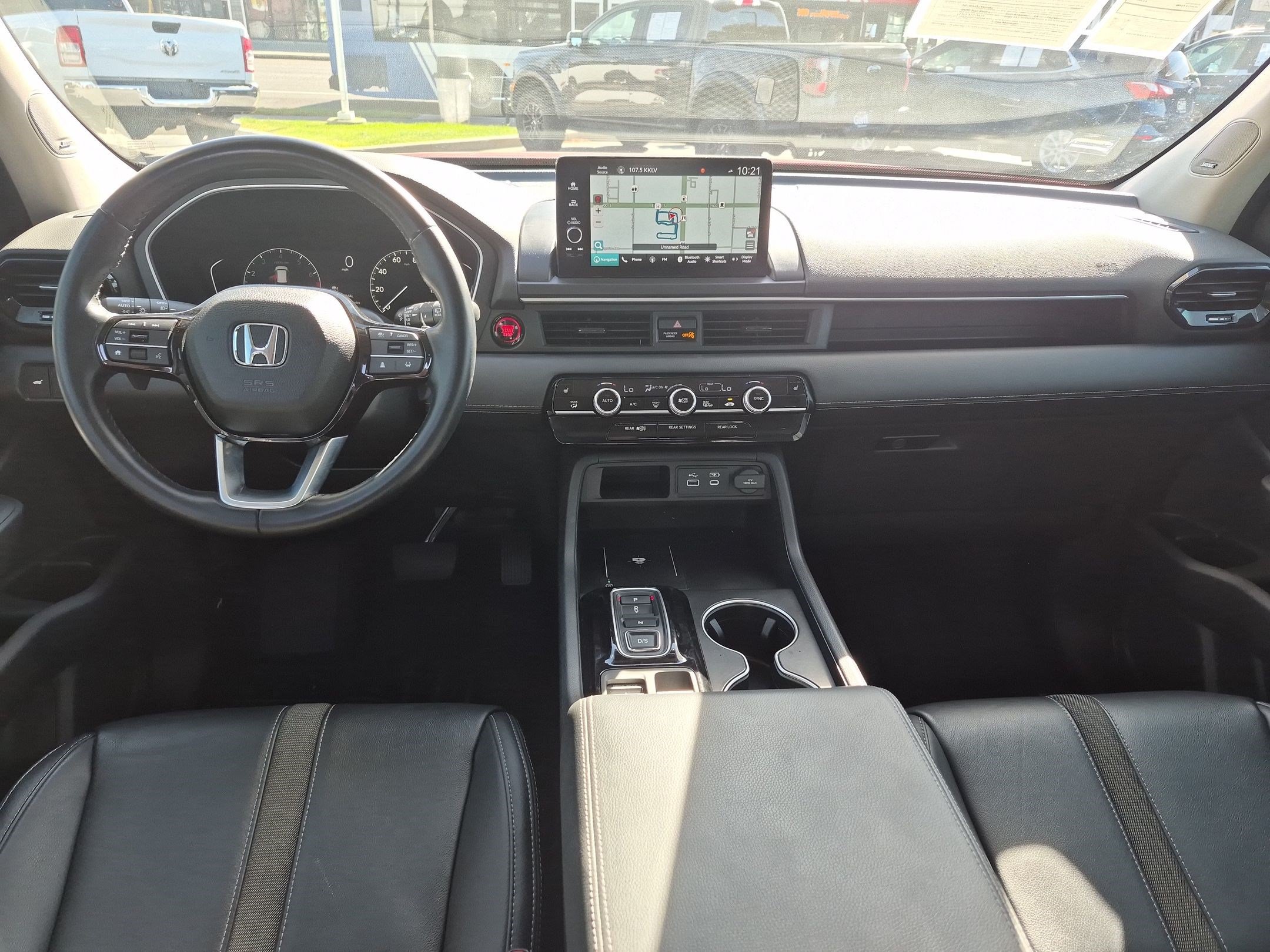 Used 2024 Honda Pilot Touring image 28