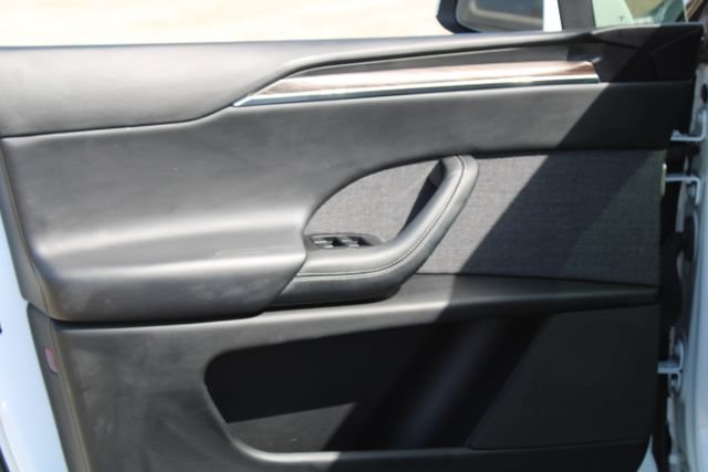 Used 2023 Tesla Model X AWD/4WD image 11