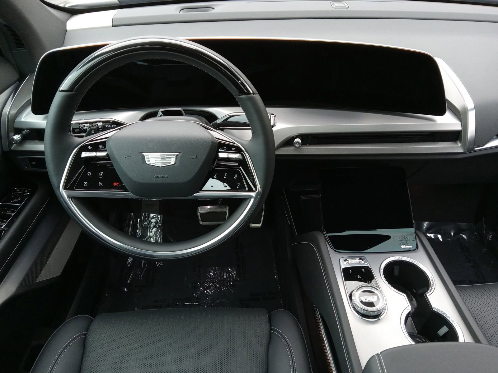 Certified 2026 Cadillac Vistiq Sport w/ LPO, Floor Liner Package image 14