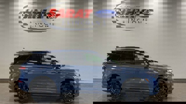 New 2025 Lincoln Corsair Reserve w/ Jet Appearance Package image 1