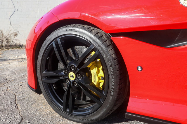Used 2019 Ferrari Portofino image 51