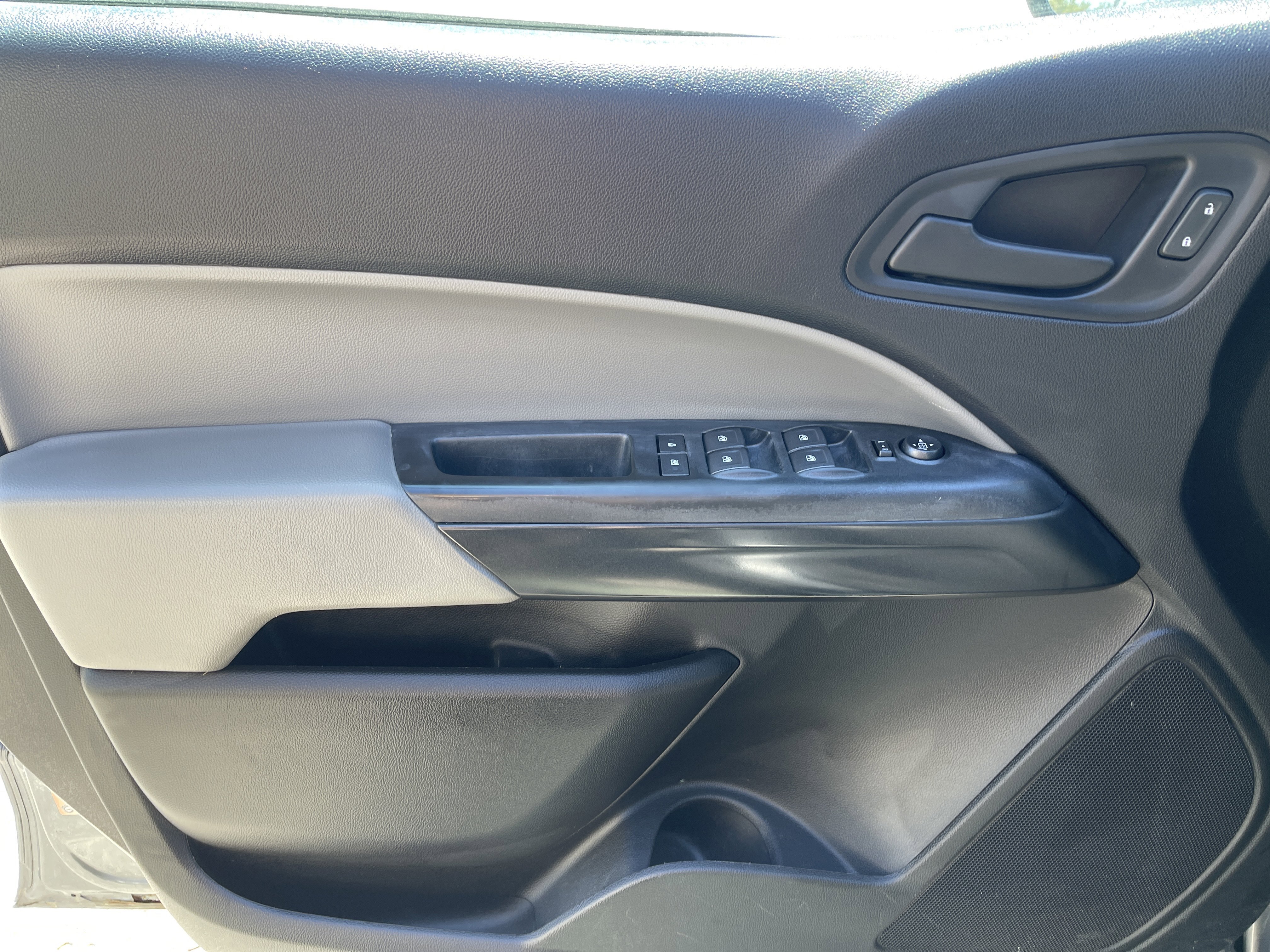 Used 2019 Chevrolet Colorado W/T w/ WT Convenience Package AWD/4WD image 12