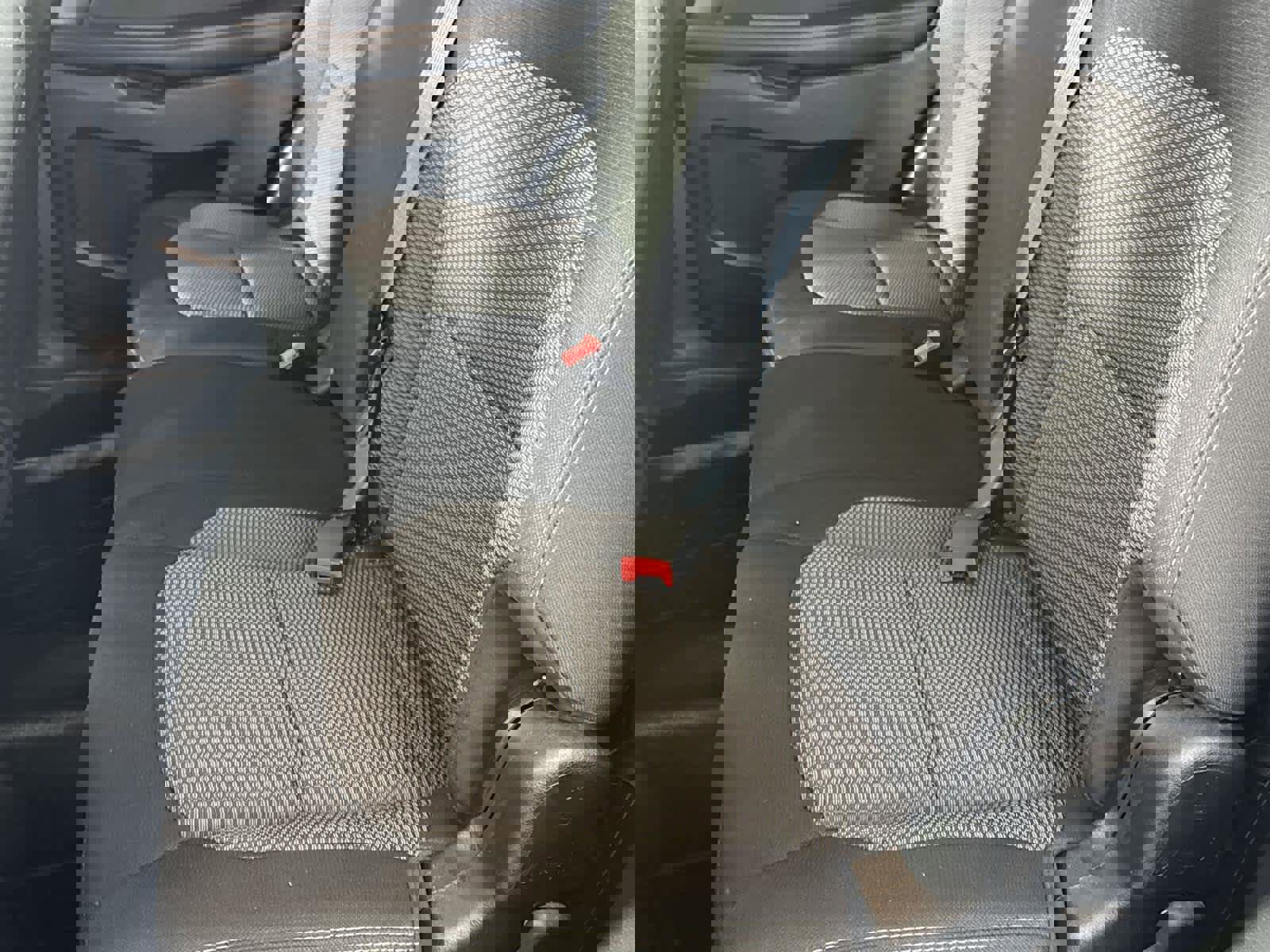 Used 2018 Ford Explorer XLT image 13