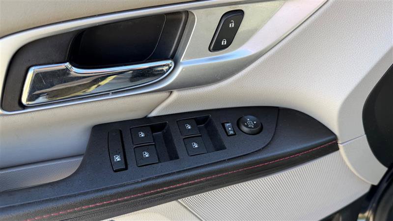 Used 2015 GMC Terrain SLT w/ Chrome Edition FWD image 10