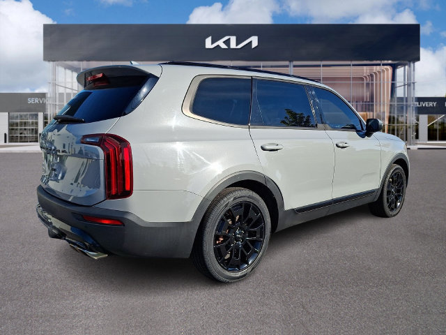 Used 2022 Kia Telluride EX w/ EX Premium Package AWD/4WD image 6
