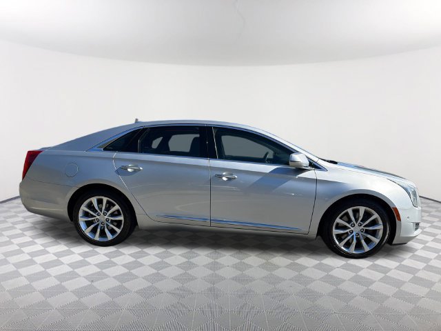 Used 2016 Cadillac XTS Luxury FWD image 4