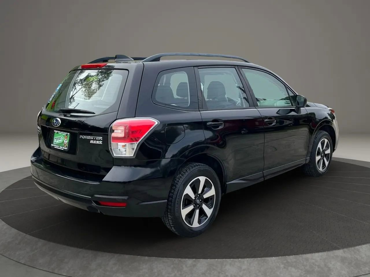 Used 2017 Subaru Forester 2.5i w/ Alloy Wheel Package AWD/4WD image 7